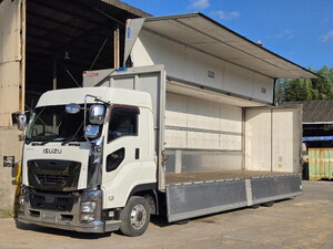 ISUZU Giga Aluminum Wing QPG-CYJ77B 2018 1,353,000km_1