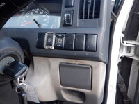 ISUZU Elf Double Cab TKG-NJR85A 2013 113,976km_26
