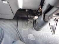 ISUZU Elf Double Cab TKG-NJR85A 2013 113,976km_32