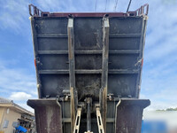 ISUZU Giga Dump QKG-CXZ77AT 2015 293,890km_13