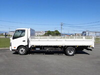 HINO Dutro Flat Body 2RG-XZU722M 2019 192,000km_5