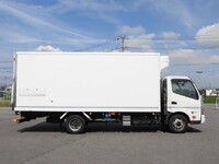 HINO Dutro Refrigerator & Freezer Truck 2RG-XZU722M 2021 280,000km_6