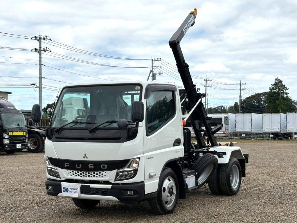 MITSUBISHI FUSO Canter Container Carrier Truck 2RG-FBAV0 2025 1,000km_1