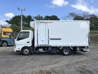 HINO Dutro Refrigerator & Freezer Truck TKG-XZU712M 2018 272,263km_5