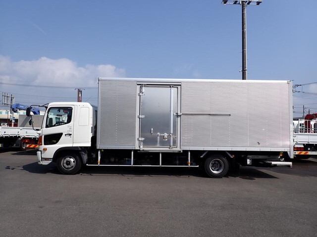 HINO Ranger Aluminum Van TKG-FD9JLAA 2018 126,700km_1
