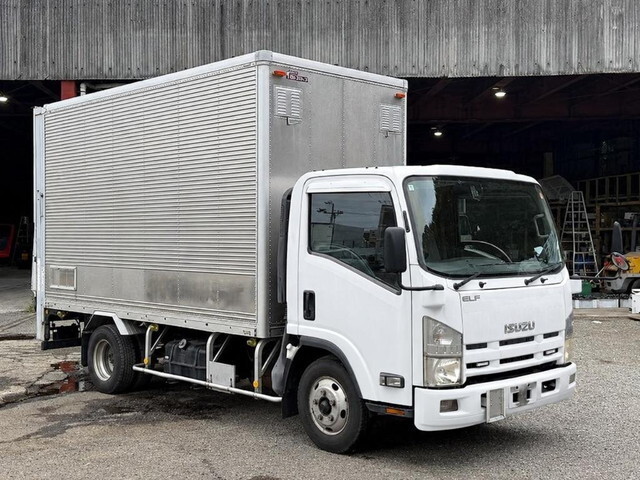 Elf Aluminum Van_1