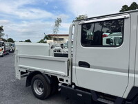 MITSUBISHI FUSO Canter Double Cab 2RG-FBA20 2026 427km_6