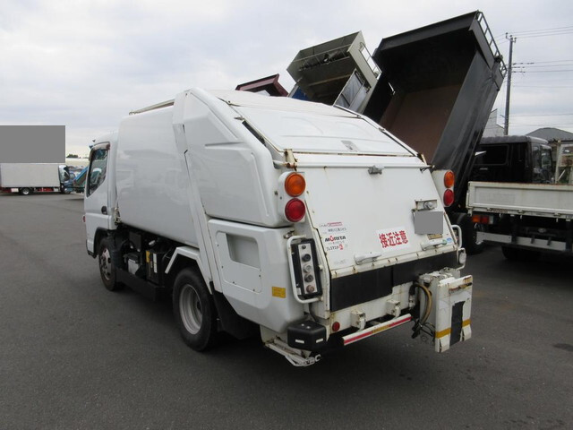 Canter Garbage Truck_2