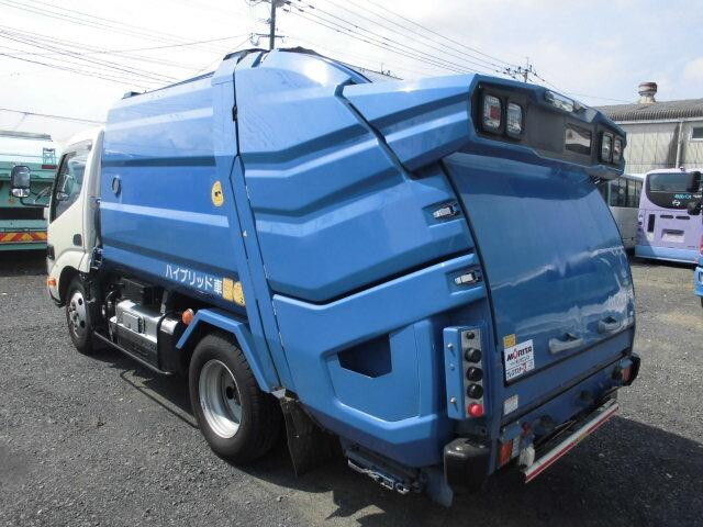 Dutro Garbage Truck_2
