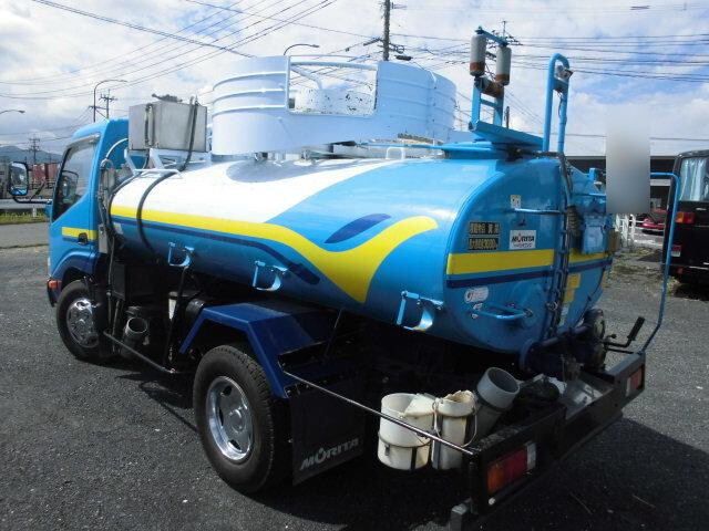 Dutro Vacuum Truck_2