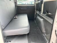 ISUZU Elf Double Cab TPG-NJR85A 2019 86,141km_27