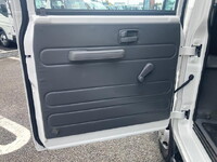 ISUZU Elf Double Cab TPG-NJR85A 2019 86,141km_29