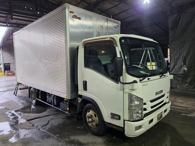 ISUZU Elf Aluminum Van TRG-NPR85AN 2017 290,000km_1
