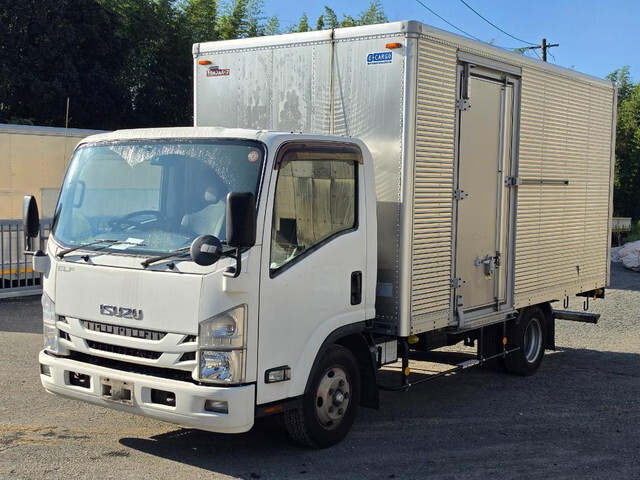 Elf Aluminum Van_1