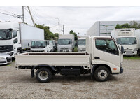 HINO Dutro Flat Body TPG-XZU605M 2017 66,413km_8