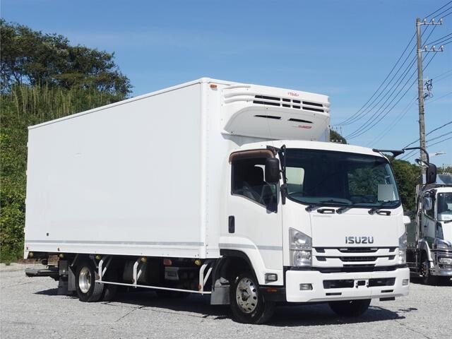 ISUZU Forward Refrigerator & Freezer Truck TKG-FRR90S2 2016 435,000km_1