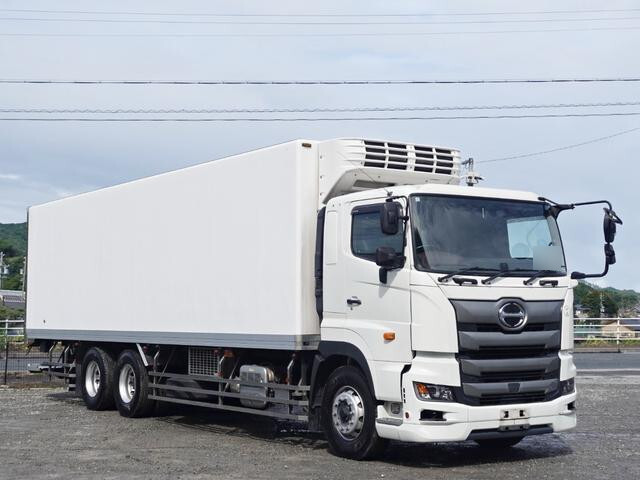 Profia Refrigerator & Freezer Truck_1