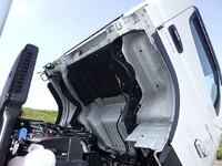 MITSUBISHI FUSO Canter Aluminum Van 2PG-FEB80 2026 422km_31