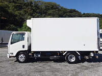 ISUZU Elf Refrigerator & Freezer Truck 2RG-NPR88YN 2020 297,000km_8