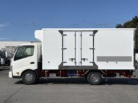 HINO Dutro Refrigerator & Freezer Truck 2KG-XZU710M 2020 180,000km_6