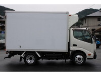 TOYOTA Toyoace Refrigerator & Freezer Truck TKG-XZU605 2017 137,608km_6