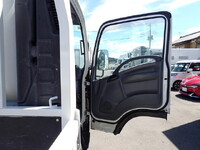 ISUZU Elf Flat Body TPG-NNR85AR 2018 19,500km_27