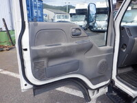 ISUZU Elf Double Cab TRG-NHR85A 2015 51,708km_18