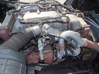ISUZU Giga Aluminum Wing QKG-CYJ77B 2016 736,000km_17