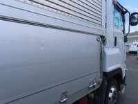 ISUZU Giga Aluminum Wing QKG-CYJ77B 2016 736,000km_37