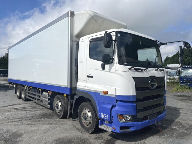 Profia Refrigerator & Freezer Truck_1
