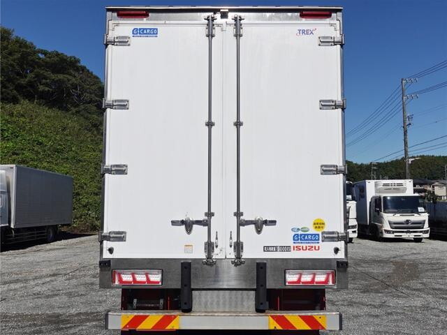 Giga Refrigerator & Freezer Wing_2