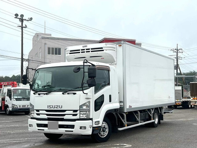 ISUZU Forward Refrigerator & Freezer Truck TKG-FRR90S2 2016 448,664km_1