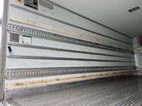 ISUZU Forward Refrigerator & Freezer Truck TKG-FRR90S2 2016 448,664km_12