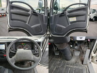 ISUZU Elf Flat Body 2RG-NPR88YN 2019 338,000km_26