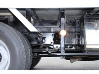 ISUZU Elf Aluminum Van TRG-NMR85AN 2016 198,299km_27