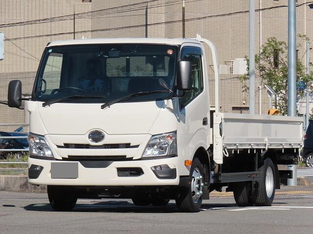 HINO Dutro Flat Body 2WG-XZU713M 2026 1,000km