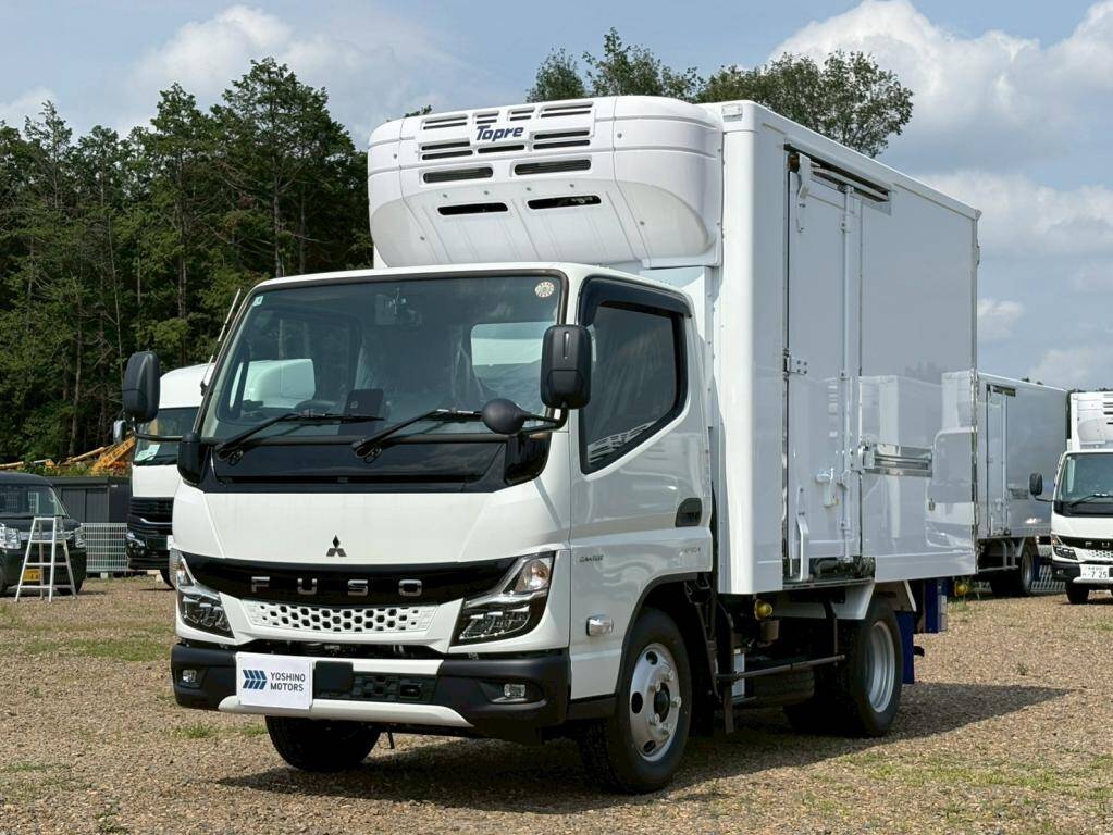 Canter Refrigerator & Freezer Truck_1