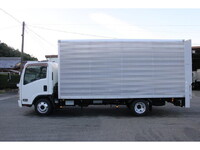 ISUZU Elf Aluminum Van TRG-NPR85AN 2016 130,630km_32