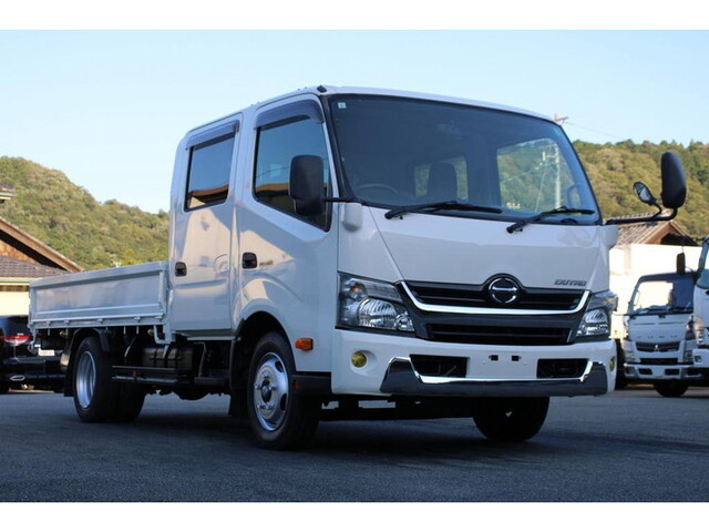 HINO Dutro Double Cab TKG-XZU710M 2016 82,459km