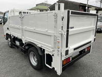 HINO Dutro Flat Body 2RG-XZU605M 2021 103,800km_2
