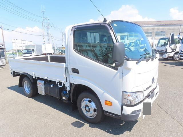 HINO Dutro Flat Body 2WG-XZU606M 2026 400km_1