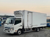 HINO Dutro Refrigerator & Freezer Truck TSG-XKU720M 2017 277,000km_1