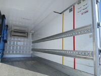 ISUZU Forward Refrigerator & Freezer Truck 2PG-FRR90S2 2018 529,000km_18