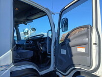 ISUZU Forward Refrigerator & Freezer Truck 2PG-FRR90S2 2018 529,000km_32
