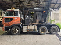 UD TRUCKS Big Thumb Trailer Head KL-CW542GHT 2005 1,246,000km_1
