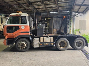 UD TRUCKS Big Thumb Trailer Head KL-CW542GHT 2005 1,246,000km_1