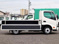 TOYOTA Dyna Flat Body 2RG-XZU605 2022 33,000km_9