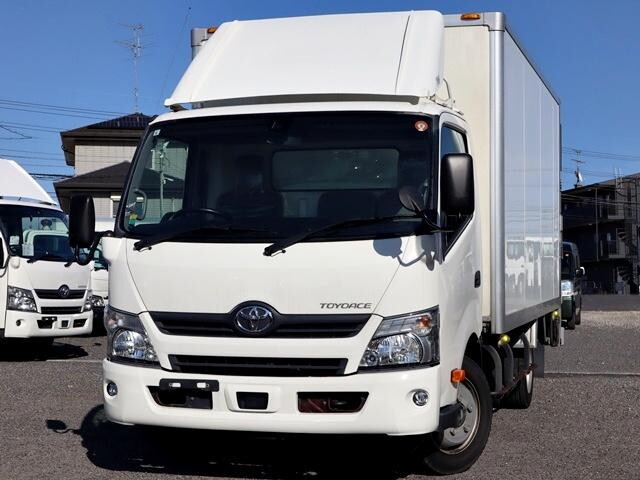 Toyoace Aluminum Van_1