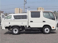 TOYOTA Dyna Double Cab TKG-XZU605 2016 59,000km_7