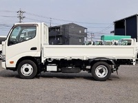HINO Dutro Flat Body 2RG-XZC605M 2022 89,000km_8